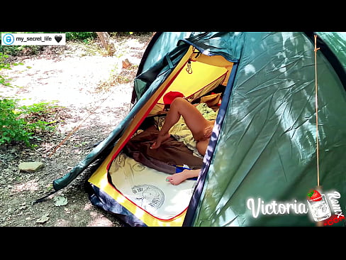 ❤️ Gefilmd op camera Gepassioneerd aftrekken Vreemdeling in een tent ❤️ Anal video at nl.japangaysex.ru ☑